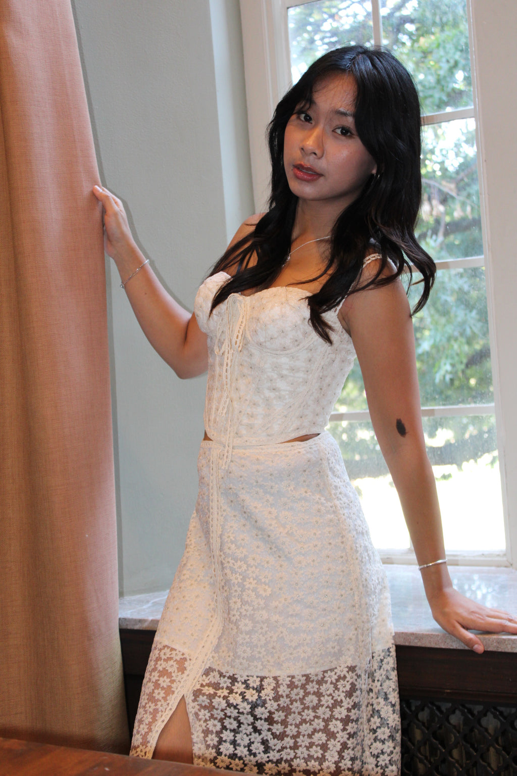 Swan Lace Corset Maxi Dress – Cream